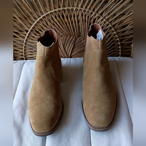 NWOT Anjoufemme Tan Suede Leather Men's Chelsea Boots_47 - Picture 2 of 6